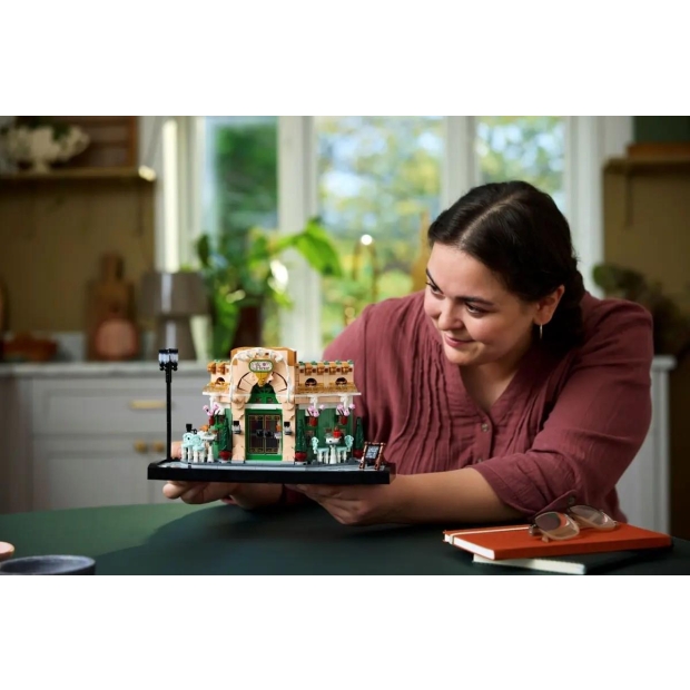 LEGO ICONS 10362 Francuska kawiarenka-10142104