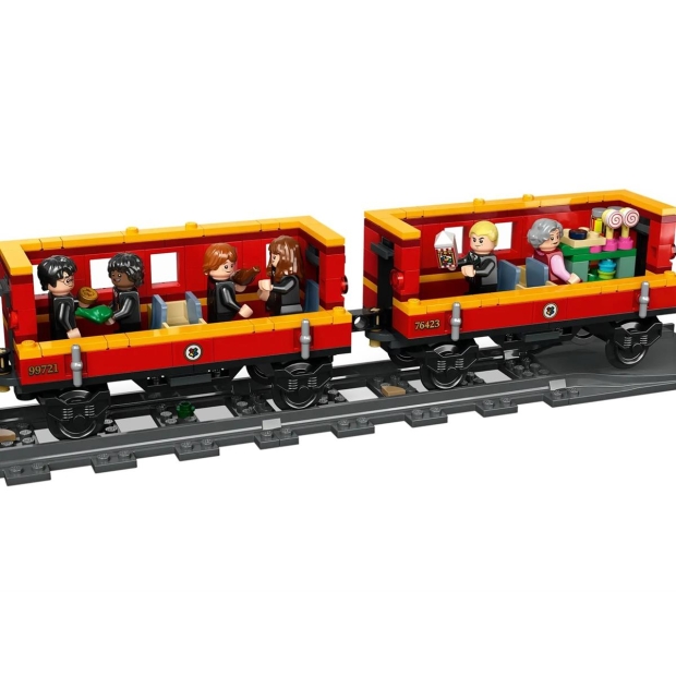 LEGO Harry Potter 76423 Ekspres do Hogwartu i stacja w Hogsmeade-10583980