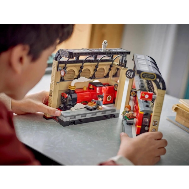 LEGO HARRY POTTER 76450 BOOK NOOK: HOGWLEGO ARTS™ EXPRESS-10806523