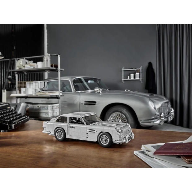 LEGO Creator Expert - James Bond Aston Martin DB5-8352128
