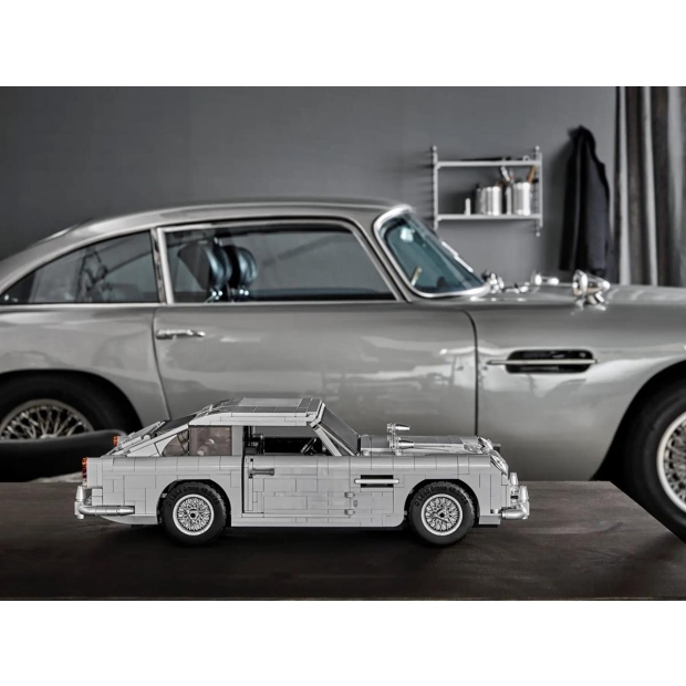 LEGO Creator Expert - James Bond Aston Martin DB5-8352129