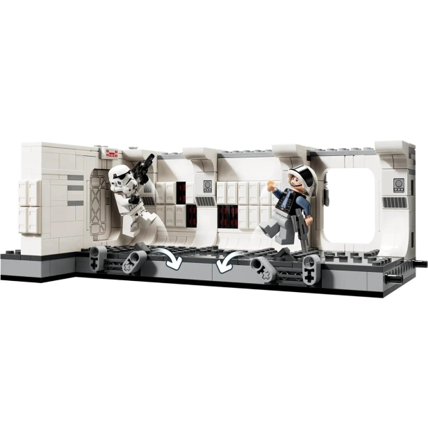LEGO Star Wars 75387 Wejście na pokład statku kosmicznego Tantive IV-8352823