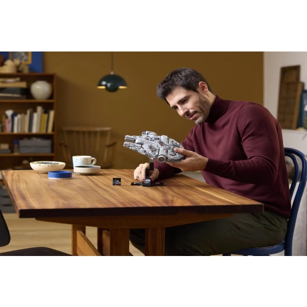 LEGO Star Wars 75375 Sokół Millennium-8353005
