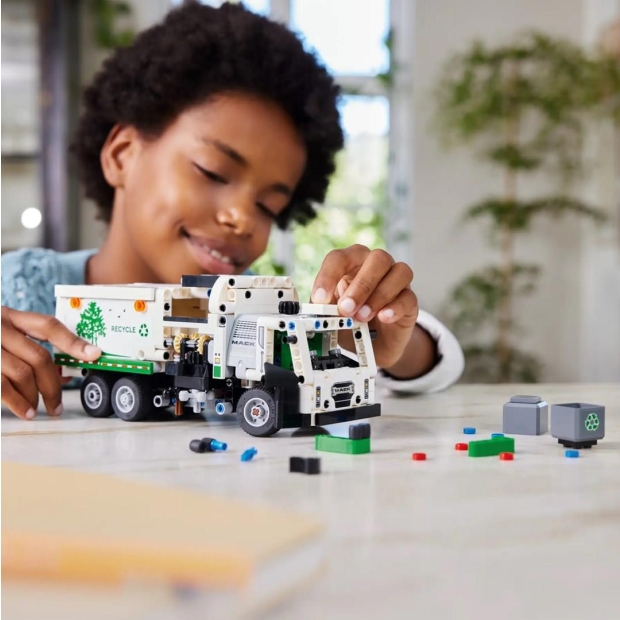 LEGO TECHNIC 42167 Śmieciarka Mack® LR Electric-8353720
